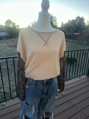 BiBi Cream Knit Top with Camo-Print Long Sleeves
